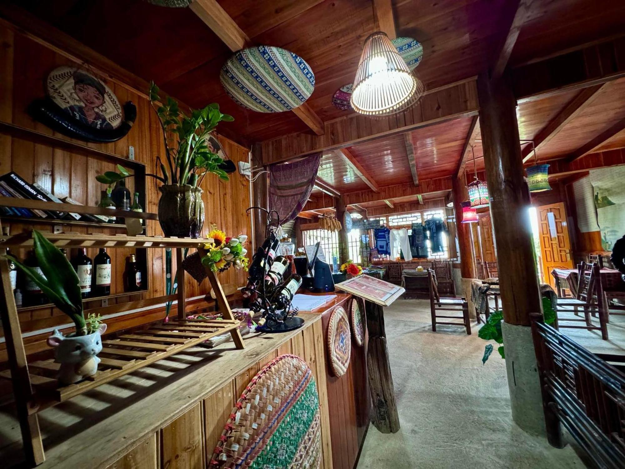 Surelee Homestay Шапа Экстерьер фото